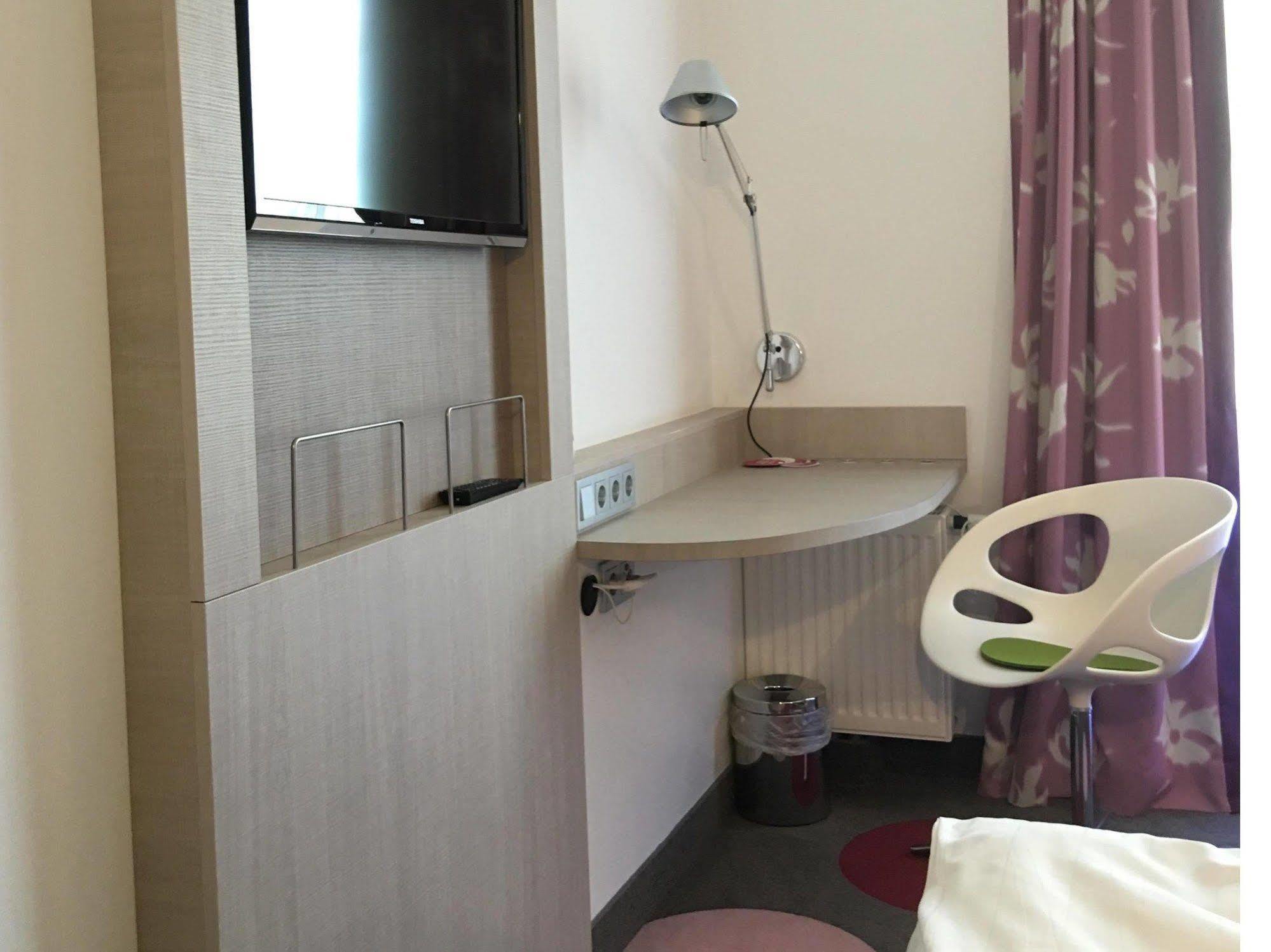 שווביש האל Hotel Smartino מראה חיצוני תמונה