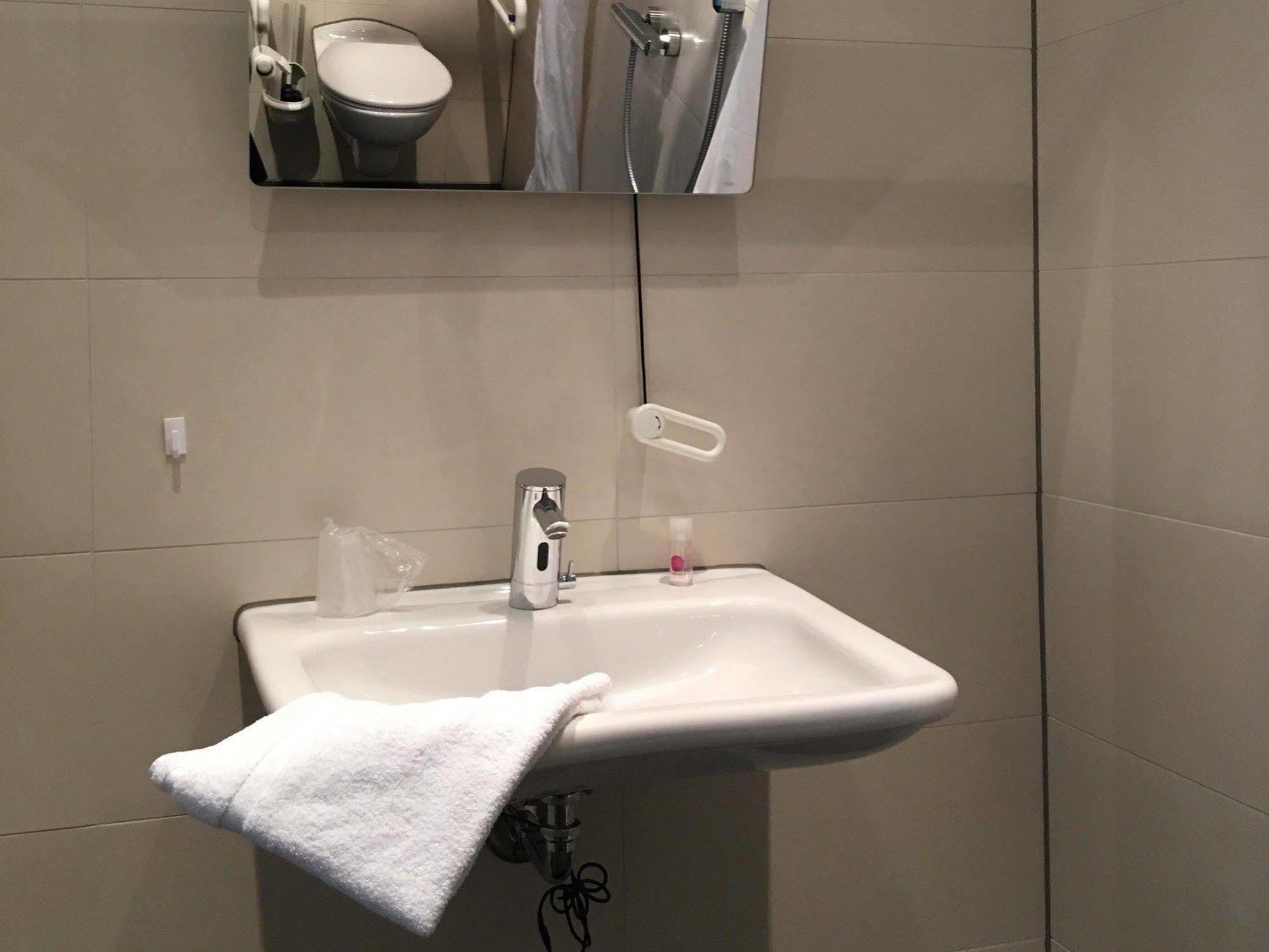 שווביש האל Hotel Smartino מראה חיצוני תמונה