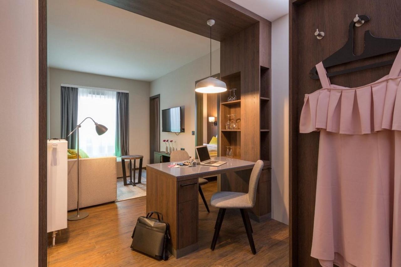 שווביש האל Hotel Smartino מראה חיצוני תמונה